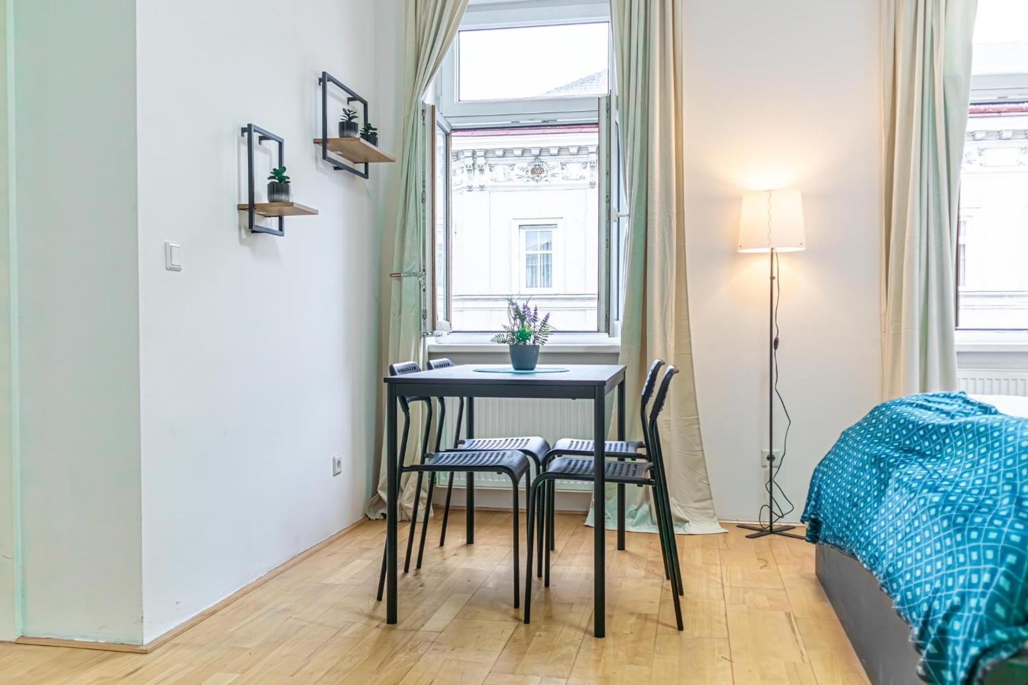 Elegant 2Br Apt.@Wiener Stadthalle/Central Located Viena Exterior foto